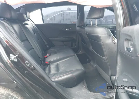 2017 Honda Accord Sport Se z USA, uszkodzony, nr VIN 1HGCR2F13HA065740